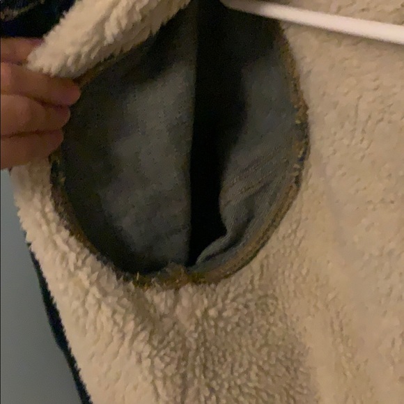 Fur lined jean jacket. - Picture 4 of 5